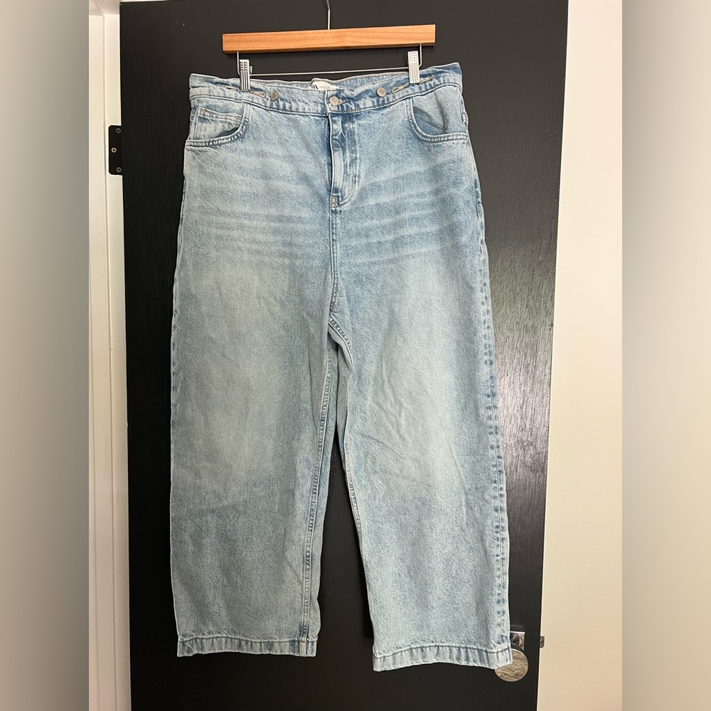 Zara mid-rise loose fit jeans